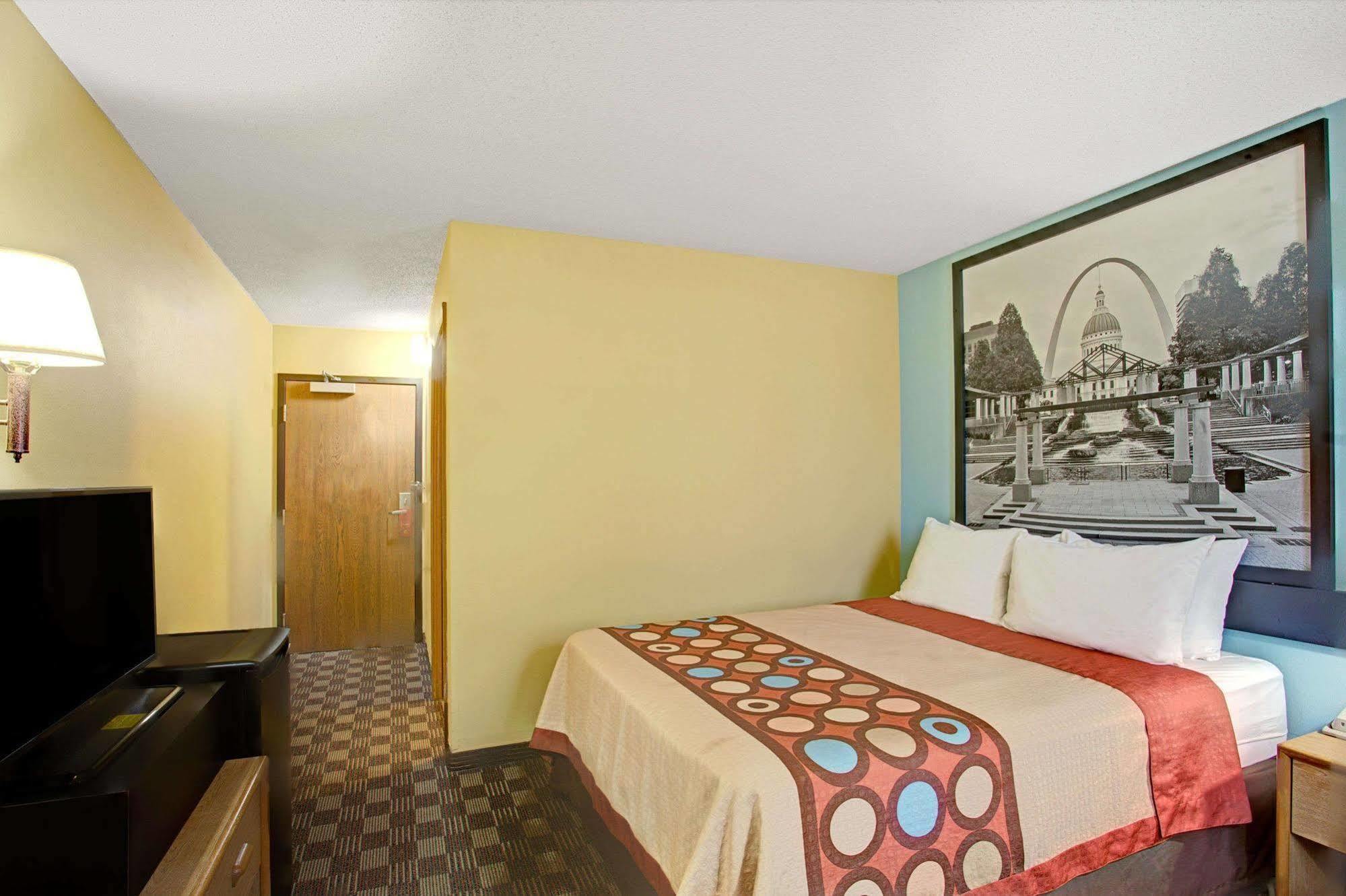 Super 8 Wentzville Eksteriør billede