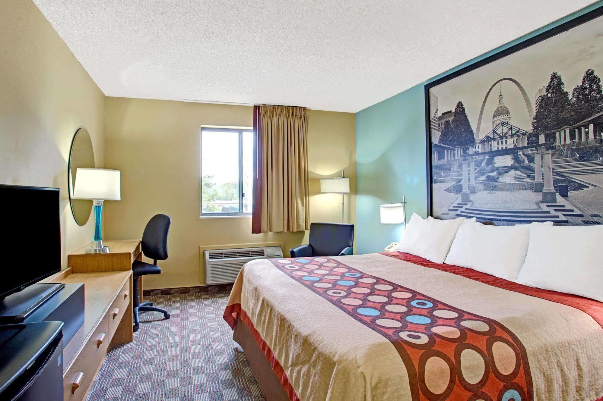 Super 8 Wentzville Eksteriør billede